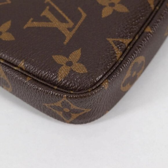 LOUIS VUITTON Monogram 2017 Only Mini Pochette Accessoires M62087 Auth 140396V - Picture 4 of 16
